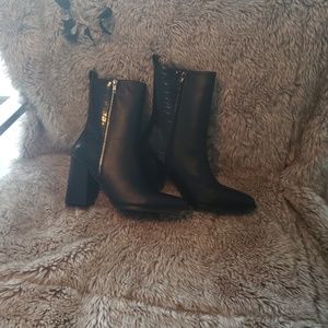 steve madden reegan bootie